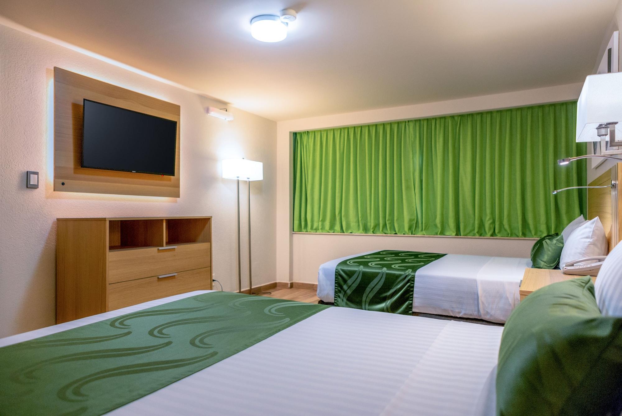 Hotel La Joya Pachuca Exterior foto A typical hotel room at the hotel