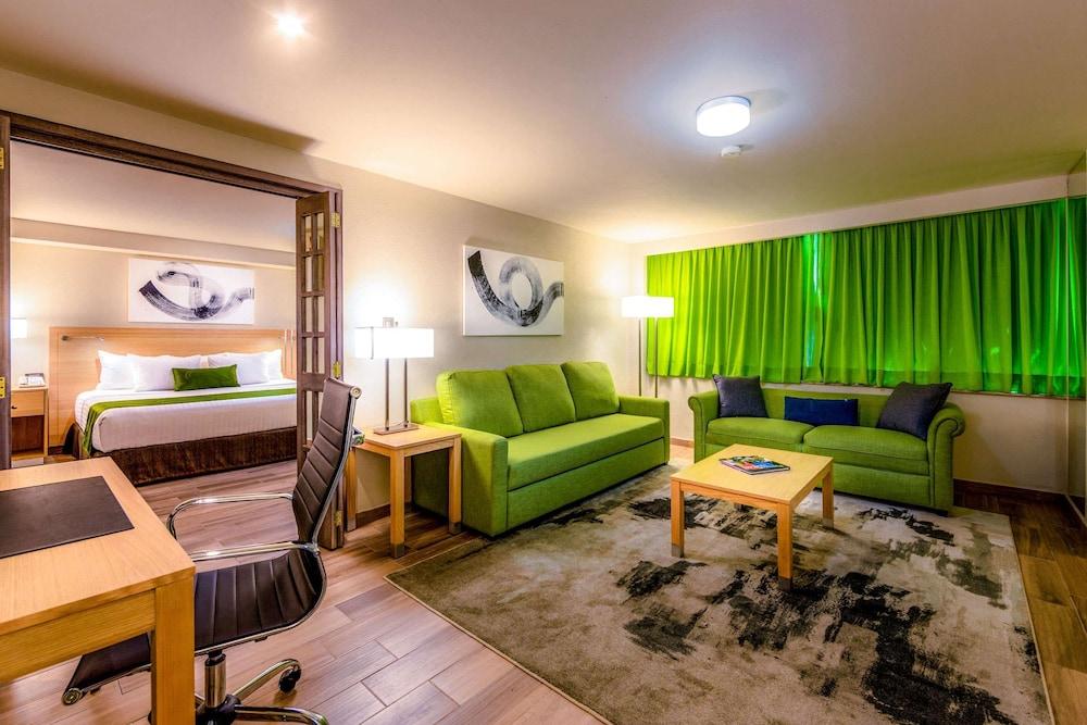 Hotel La Joya Pachuca Exterior foto Suite at the hotel